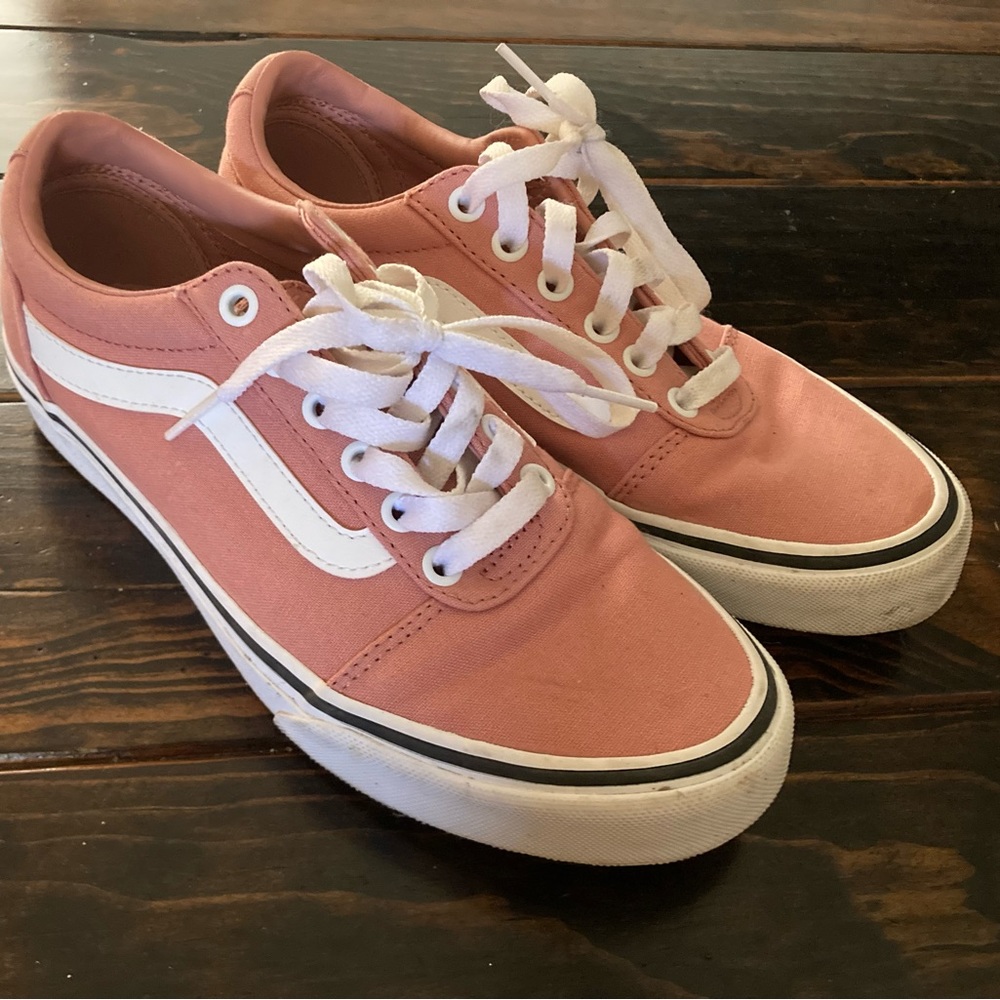 Vans Old Skool canvas shoe in Rose Dawn, 7.5